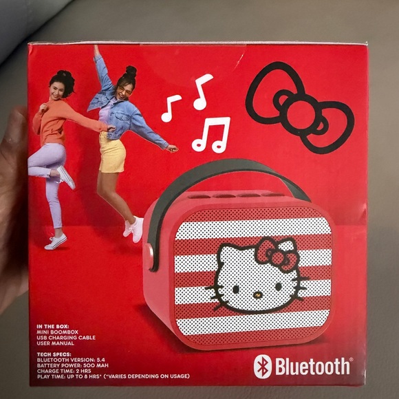 NIB RARE - HELLO KITTY - Mini Boombox - Portable - Picture 2 of 4